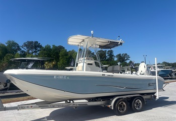 2016 Carolina Skiff 23 Ultra elite Boat